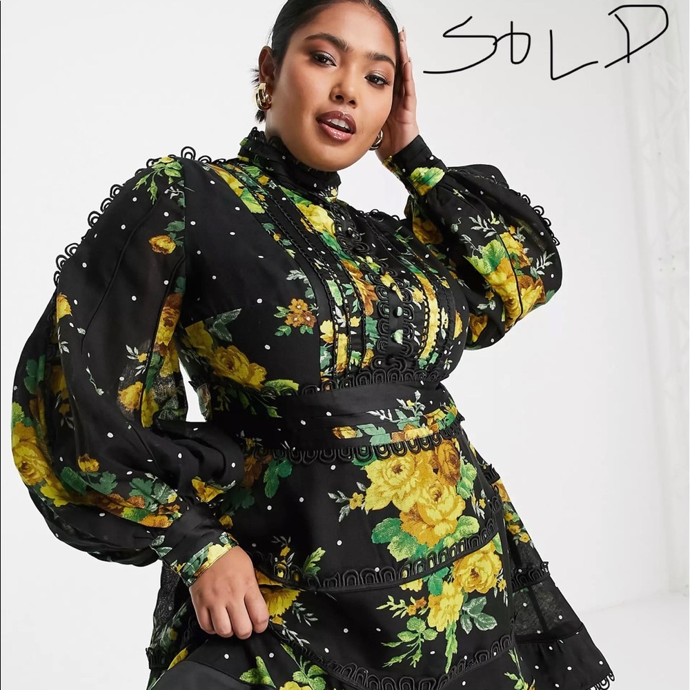 ASOS plus size dress UK 🇬🇧 designer. Dress size 16/18 USA